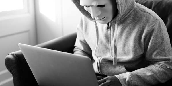 Delitos Contra la Propiedad / Urbanísticos Castellnovo · Extorsión y Coacción