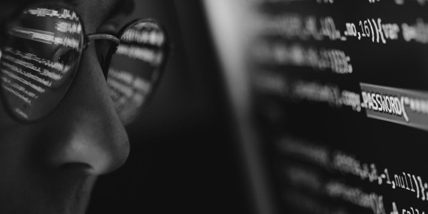 Delitos Informáticos Ribesalbes · Delitos de Confidencialidad / Privacidad